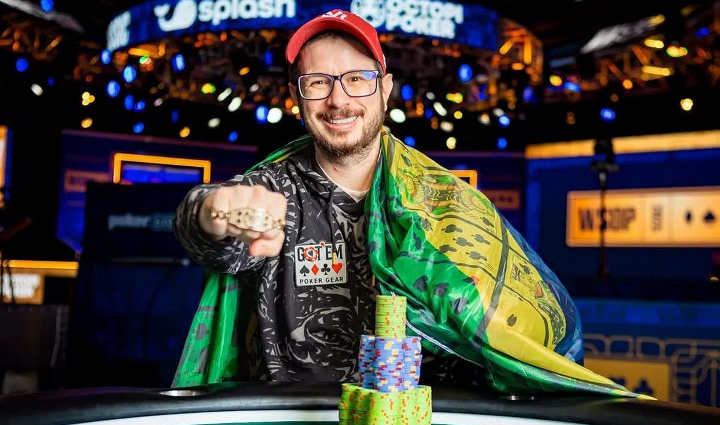 Aloísio Dourado conquista 39º bracelete brasileiro na WSOP 2025